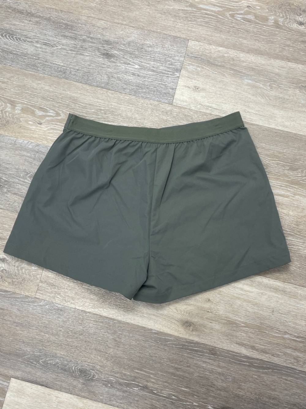 Avia Olive Green Hiking Skort with Built-In Shorts – Size Large (12-14) - Picture 3 of 4